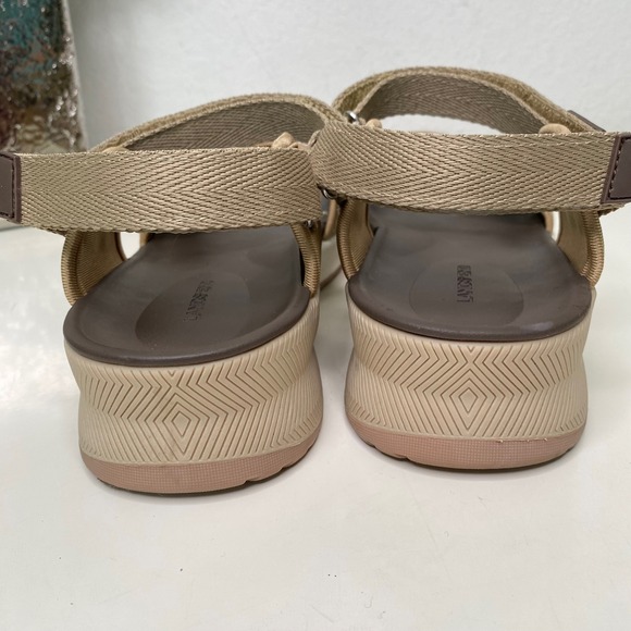 Lands' End Women's Errand Runner Sandals Tan Platform Size 36 EU/5.5 US - Picture 6 of 11